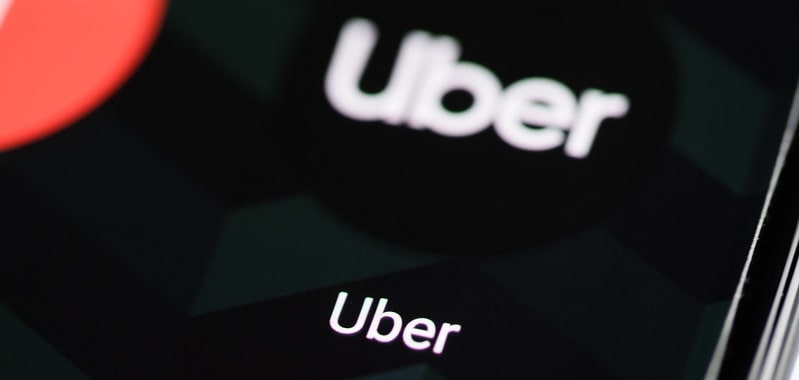 Uber firma acuerdo con Waymo, empresa de transporte autónomo