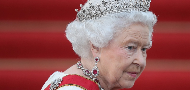 Reina Isabel II: los momentos de crisis que marcaron su liderazgo