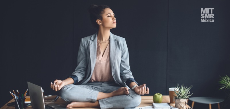 Las 4 mejores apps para meditar en la oficina y alejar el estrés