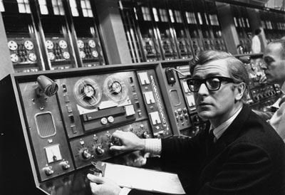 1. Se crea la red de computadoras ARPANET