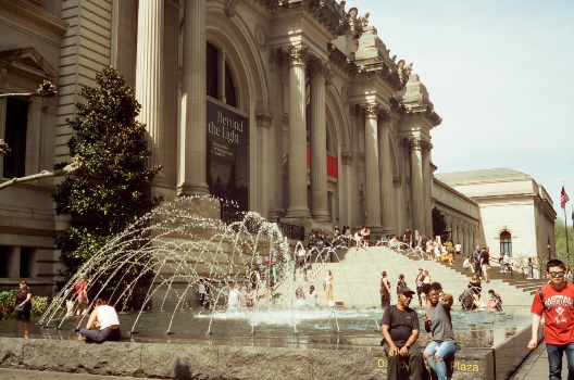 6. Museo Met: Tecnología binaural para los visitantes