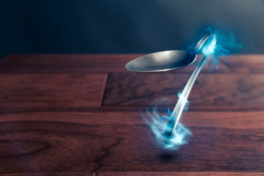 1. Manejar dispositivos electrónicos con la mente