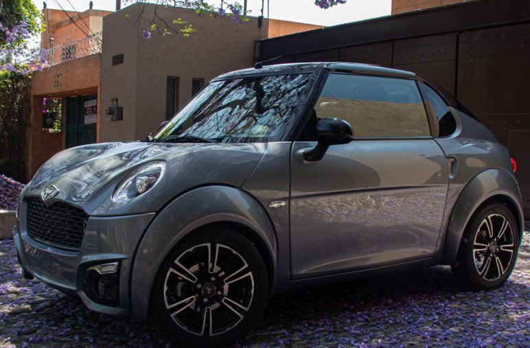 Zacua, el primer auto eléctrico hecho en México que es ensamblado por mujeres 0