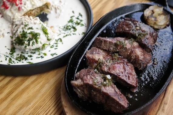 6. Existen varias versiones del chile en nogada