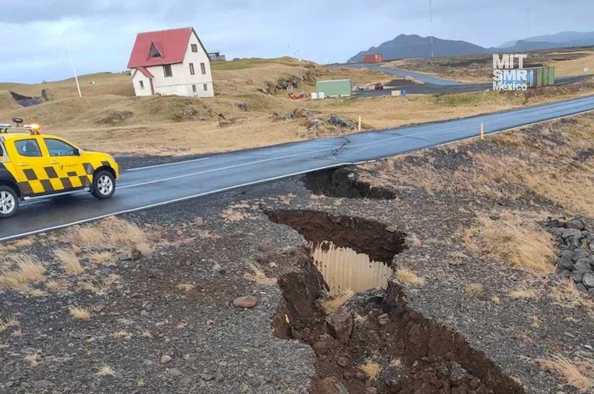 ¿Por qué no deja de temblar en Islandia? ¿Hay riesgo de una erupción volcánica?