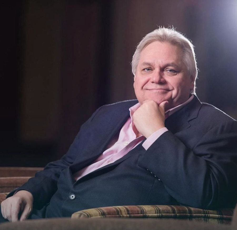 6. “Nuestros niños son los campeones del mundo, hoy por hoy”.