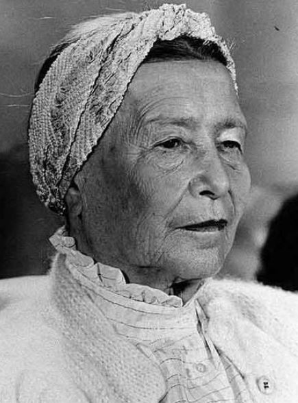 7. “Las arrugas de la piel son ese algo indescriptible que procede del alma”.