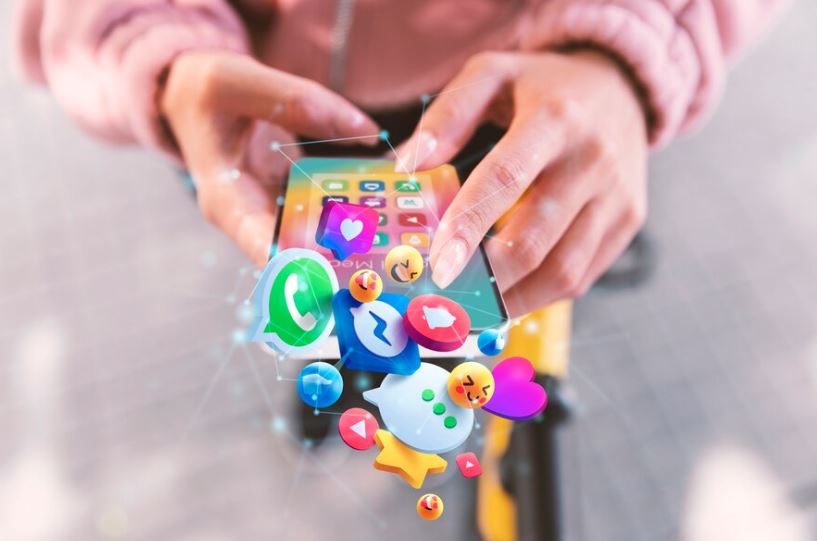 2. Social media manager