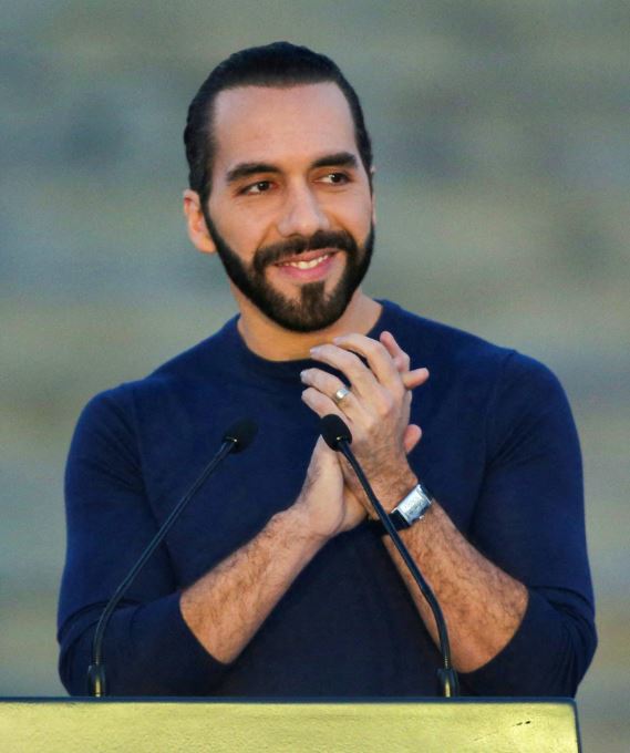 4. "Es nuestra culpa que los ciudadanos emigren"