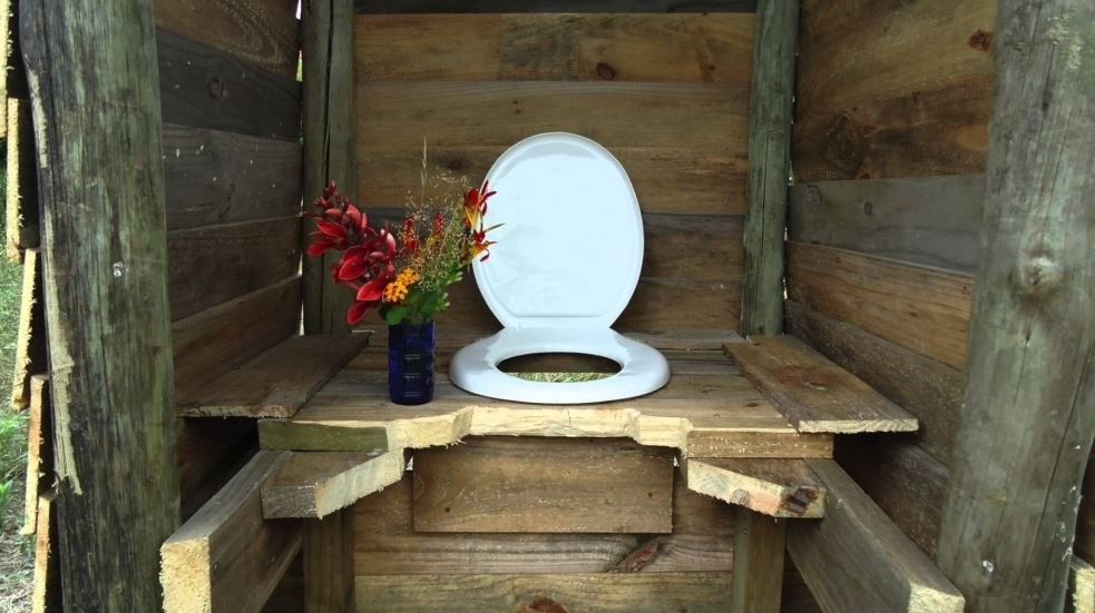 1. Baños secos compostables