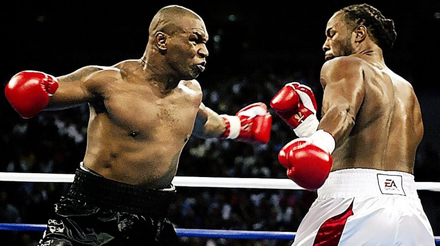 mike tyson las peleas mas iconicas Tyson vs. Lennox Lewis (2002)