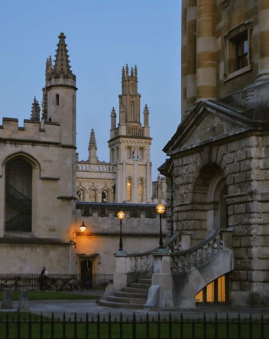 3. Universidad de Oxford