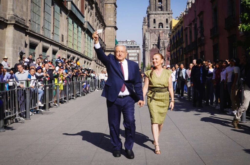 AMLO emite su voto por última vez como presidente de México 0