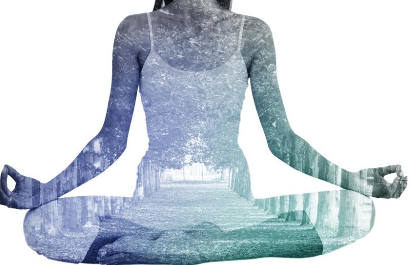 6 beneficios del yoga para tu  productividad laboral y salud mental 3