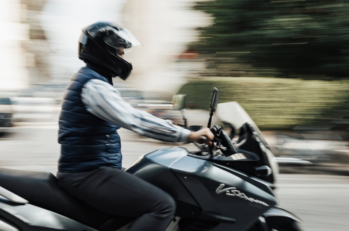 ¿Cómo cotizar seguro de moto te puede dar tranquilidad laboral?